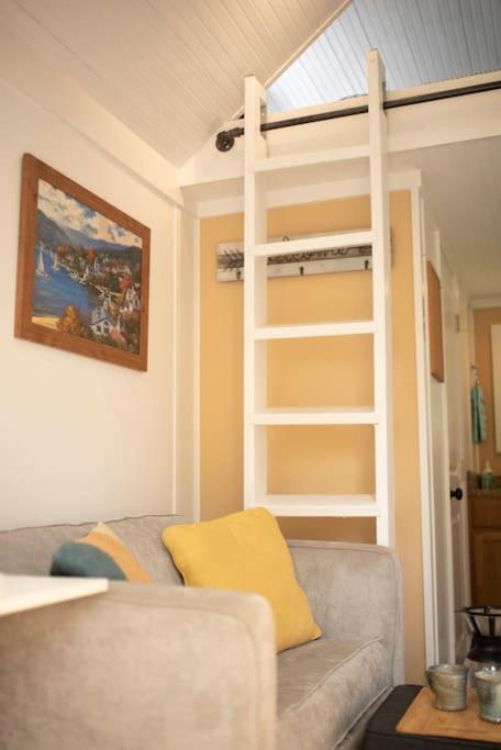 Tiny House Strouds Run Lake Apartment เอเธนส์ ภายนอก รูปภาพ